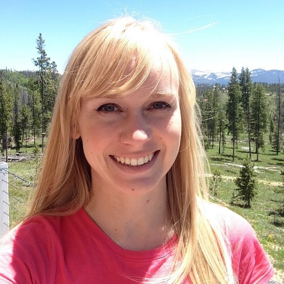 Meet your Posher, Katie - Picture 1 of 1